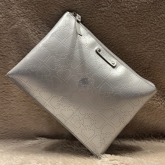 KATE SPADE Little Shiloh Silver Zippered Pouch from Beale Street Collection - Picture 2 of 12